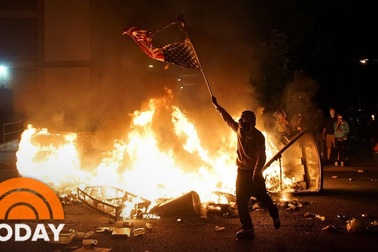 Mỹ nhức nhối nạn cướp phá, bạo loạn trên danh nghĩa biểu tình ủng hộ người da màu