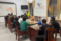 Trắng đêm truy bắt hơn 40 "quái xế" đua xe