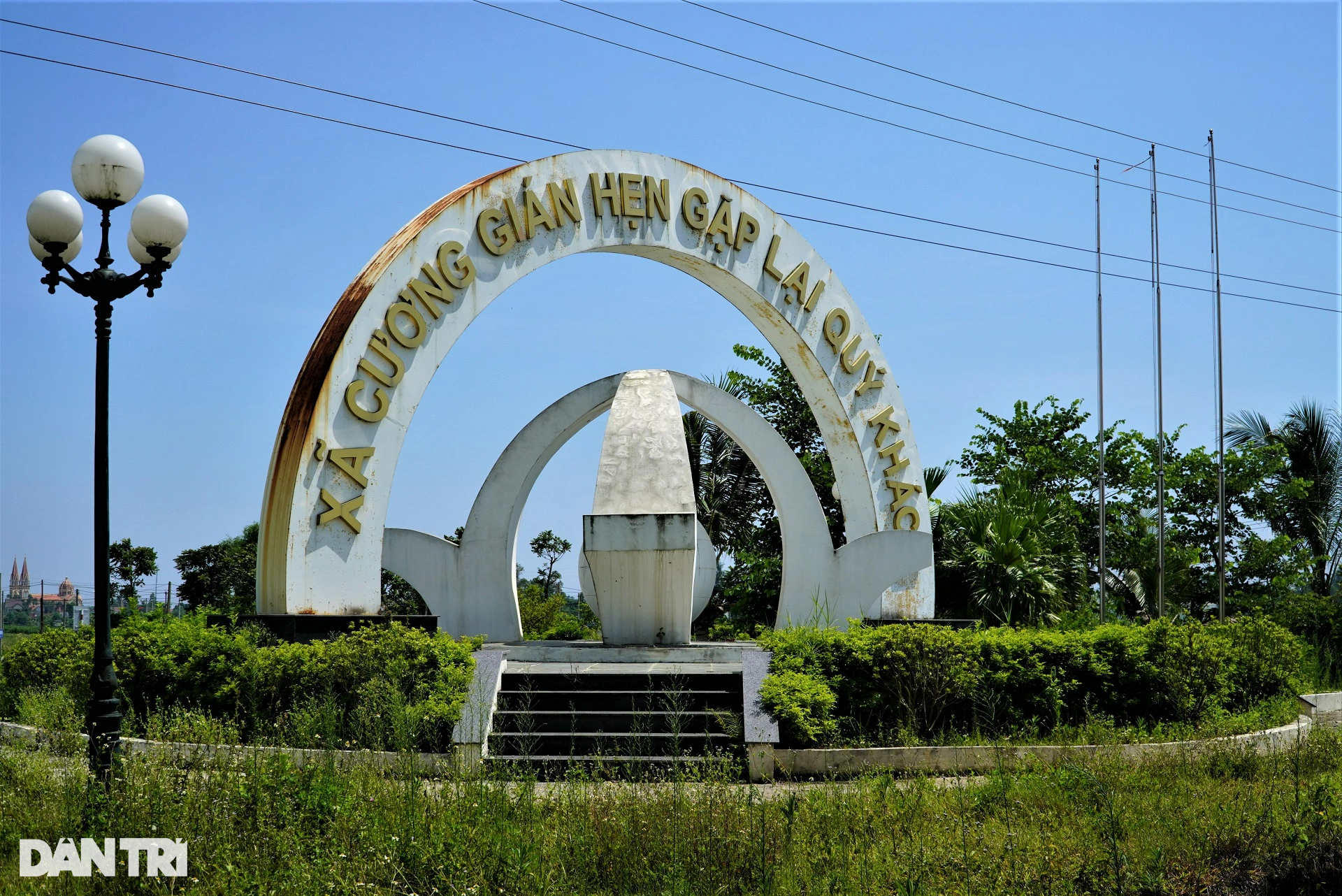 Cảnh nhếch nhác tại dự án hạ tầng đô thị ở khu đất vàng tại Hà Tĩnh - 3 Cảnh nhếch nhác tại dự án hạ tầng đô thị ở khu đất vàng tại Hà Tĩnh - 3