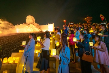 Đếm ngược tới Hội Xuân Di Lặc trên núi Bà Đen