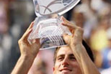 Khuất phục Federer, Djokovic đăng quang tại Montreal Masters