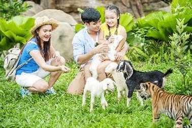Bốn cung bậc cảm xúc tại vườn thú "thiên đường" của Việt Nam