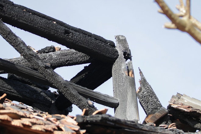 Hà Nội: Ngôi Tam bảo bằng gỗ lim hàng chục tỷ hóa than sau đêm hỏa hoạn - 19