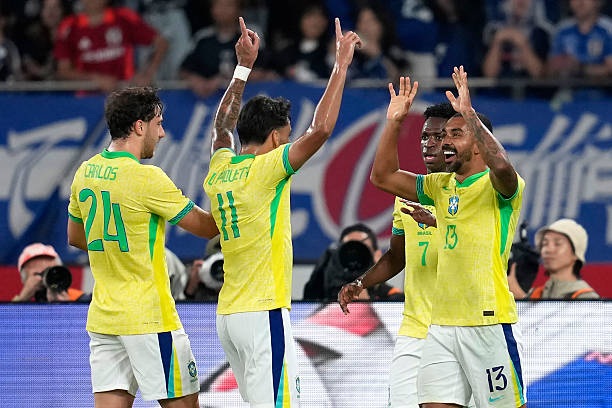 Ngược dòng không tưởng, Nhật Bản tạo địa chấn khi đánh bại Brazil - 1