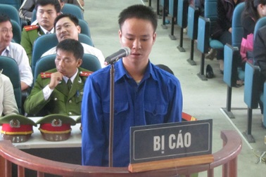 Giết người, ném xác xuống sông phi tang