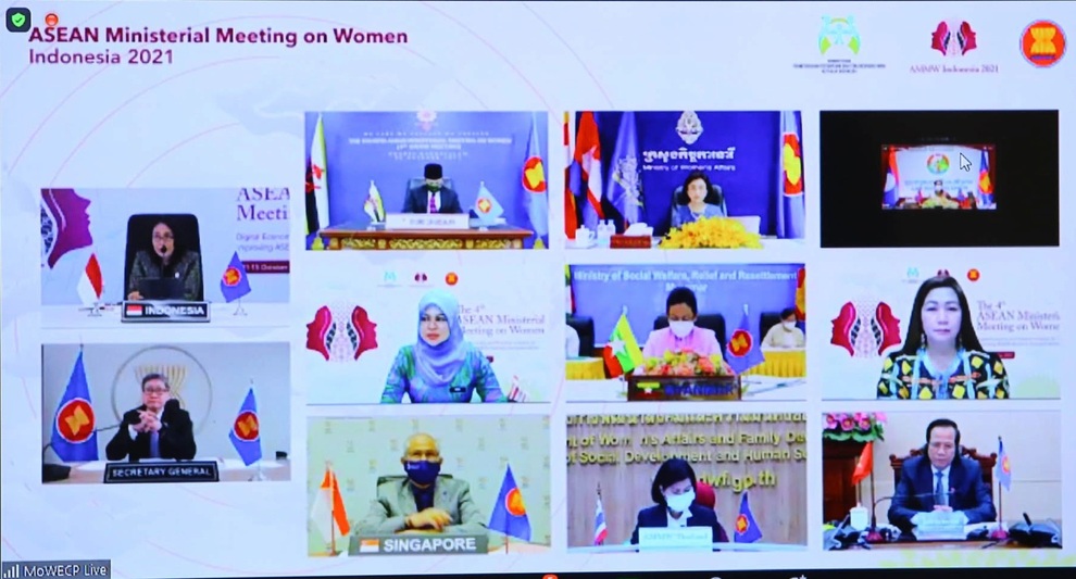 Việt Nam cam kết đẩy mạnh quyền năng kinh tế của phụ nữ - 3 Việt Nam cam kết đẩy mạnh quyền năng kinh tế của phụ nữ - 3