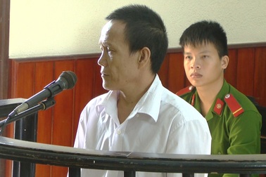 Lãnh án tù sau 22 năm sống chui lủi