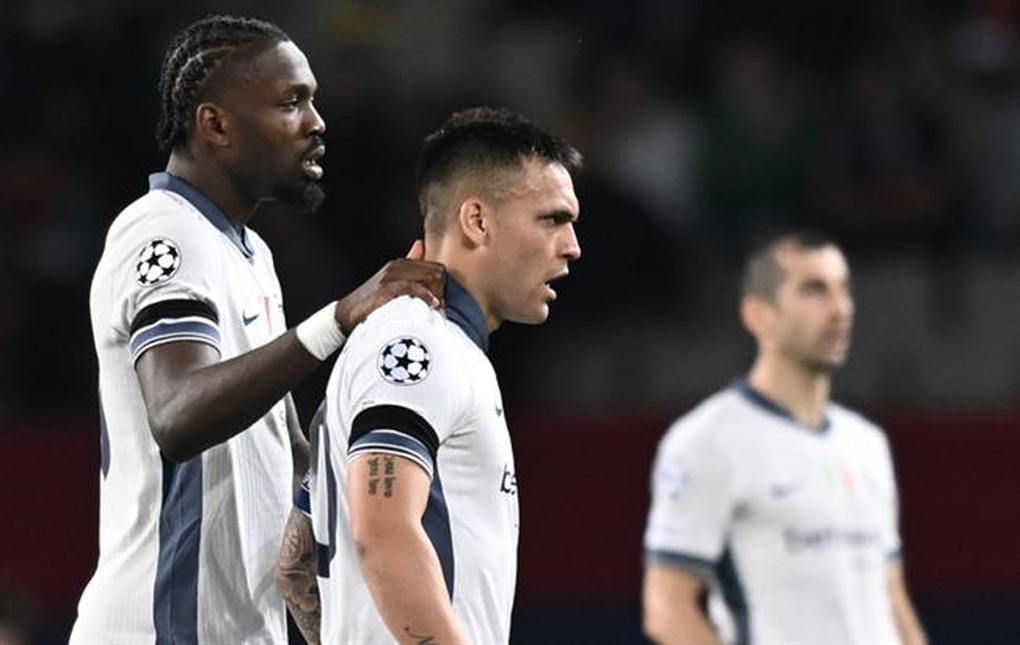 Barcelona và Inter Milan trả giá đắt sau trận đại chiến mãn nhãn - 2 Barcelona và Inter Milan trả giá đắt sau trận đại chiến mãn nhãn - 2