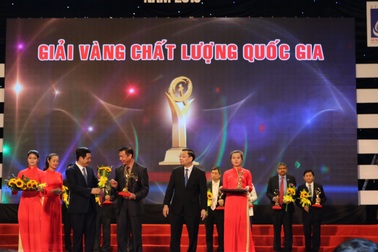 Người Anh hùng Lao động đất Mỏ và bí quyết đưa đất sét nung Việt ra “biển” lớn