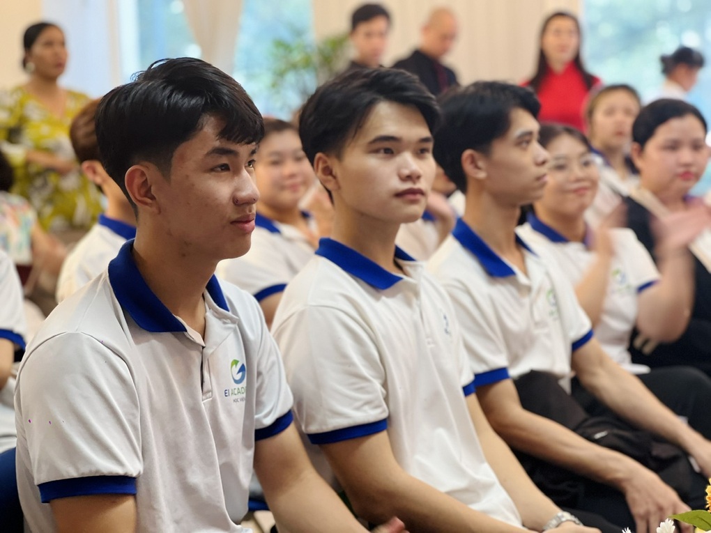 310,000 candidates refuse to enter university: Worried about expensive tuition fees and unemployment? - 3 310.000 thí sinh từ chối vào đại học: Lo học phí đắt đỏ rồi thất nghiệp? - 3