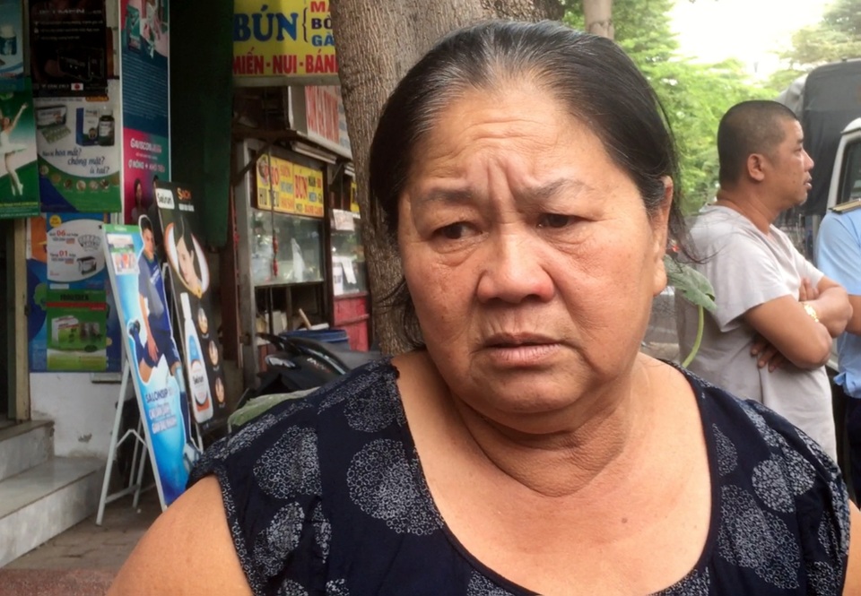 Vụ hỏa hoạn 3 người chết: Bất lực phá 2 lớp cửa của ngôi nhà cháy - 2 Vụ hỏa hoạn 3 người chết: Bất lực phá 2 lớp cửa của ngôi nhà cháy - 2