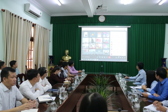 Sở LĐ-TB&XH tỉnh Thừa Thiên Huế tổ chức Hội nghị trực tuyến triển khai kế hoạch chi trả chính sách trợ giúp xã hội bằng phương thức điện tử trên địa bàn tỉnh (Ảnh chụp trước 4/2021)