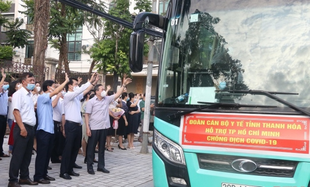 Thanh Hóa: Tiếp tục chi viện y, bác sĩ hỗ trợ TPHCM, Bình Dương chống dịch - 2 Thanh Hóa: Tiếp tục chi viện y, bác sĩ hỗ trợ TPHCM, Bình Dương chống dịch - 2