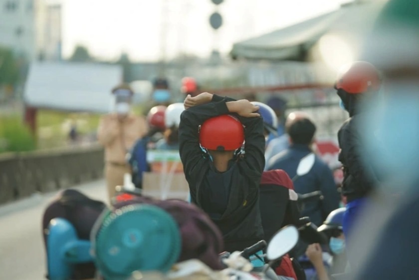 Nóng thông tin tăng giờ làm thêm, lương lao dốc, hỗ trợ tiền thuê nhà - 8 Nóng thông tin tăng giờ làm thêm, lương lao dốc, hỗ trợ tiền thuê nhà - 8