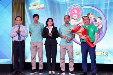 Hai cầu thủ Việt Nam theo chân Văn Lâm sang Nhật Bản thi đấu