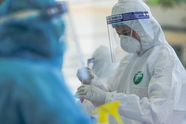 Hà Nội phát hiện 2 trường hợp nghi mắc Covid-19