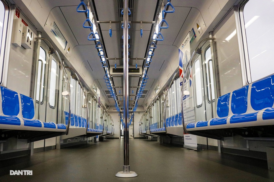 Soi thông số chi tiết đoàn tàu Metro số 1 vừa nhập về Sài Gòn - 7 Soi thông số chi tiết đoàn tàu Metro số 1 vừa nhập về Sài Gòn - 7