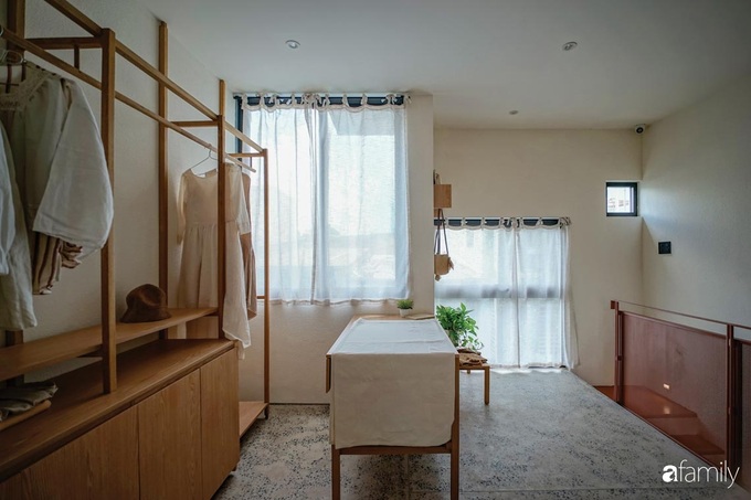 Ngôi nhà phố thiết kế khác biệt để mang đến những điều đặc biệt cho cuộc sống của gia đình trẻ ở TP HCM - Ảnh 12. Ngôi nhà phố thiết kế khác biệt để mang đến những điều đặc biệt cho cuộc sống của gia đình trẻ ở TP HCM - Ảnh 12.