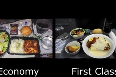So sánh suất ăn hạng thương gia và hạng phổ thông trên máy bay