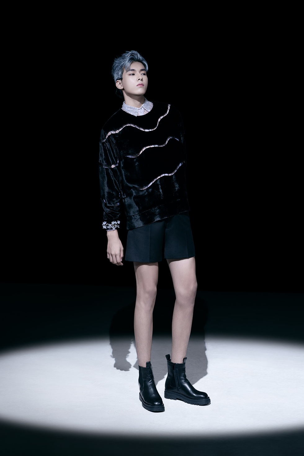 Tranh cãi về việc đàn ông thời nay mặc đồ xuyên thấu, phụ nữ đeo cà vạt - 5 Tranh cãi về việc đàn ông thời nay mặc đồ xuyên thấu, phụ nữ đeo cà vạt - 5