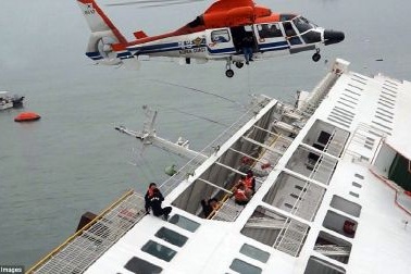 Thợ máy phà Hàn Quốc khẳng định không có trục trặc kỹ thuật