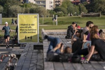 Mỹ thêm 1 triệu ca Covid-19 trong hai tuần, dịch bùng phát đáng lo ở Nam Âu