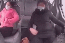 Clip cho thấy lý do luôn phải cài dây an toàn khi đi xe ô tô