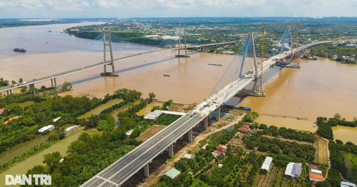 View - Công trình 5 lần Thủ tướng về thị sát, mang khát vọng đồng bằng vươn cao | Báo Dân trí