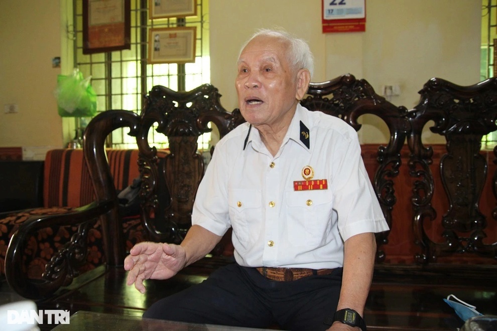 Lính tàu không số: Sẵn sàng cho nổ tàu quyết không để hàng rơi vào tay địch - 1 Lính tàu không số: Sẵn sàng cho nổ tàu quyết không để hàng rơi vào tay địch - 1