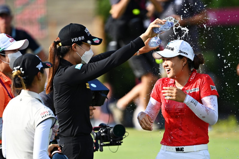 Tay golf xinh đẹp vô địch giải Evian Championship trước khi dự Olympic 2020 - 2 Tay golf xinh đẹp vô địch giải Evian Championship trước khi dự Olympic 2020 - 2