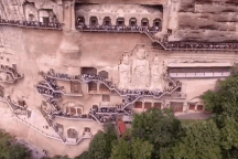 Bí ẩn về hang động cổ kỳ bí chứa hàng nghìn pho tượng Phật