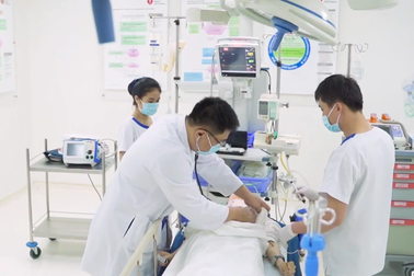 Việt Nam đối mặt với tình trạng thiếu 40.000 điều dưỡng viên