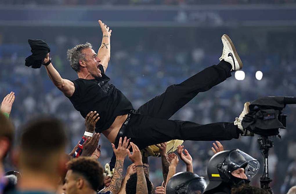 Champions PSG គ្រប់គ្រងពានរង្វាន់ក្នុងឆ្នាំ 2024-25 Champions League - 1 Nhà vô địch PSG thống trị các giải thưởng ở Champions League 2024-25 - 1