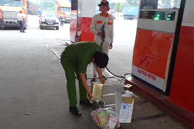 Đồng Nai: Khám xét thêm 16 điểm kinh doanh liên quan đến đường dây xăng giả