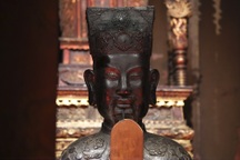 Chiêm ngưỡng tượng đồng độc bản vua An Dương Vương