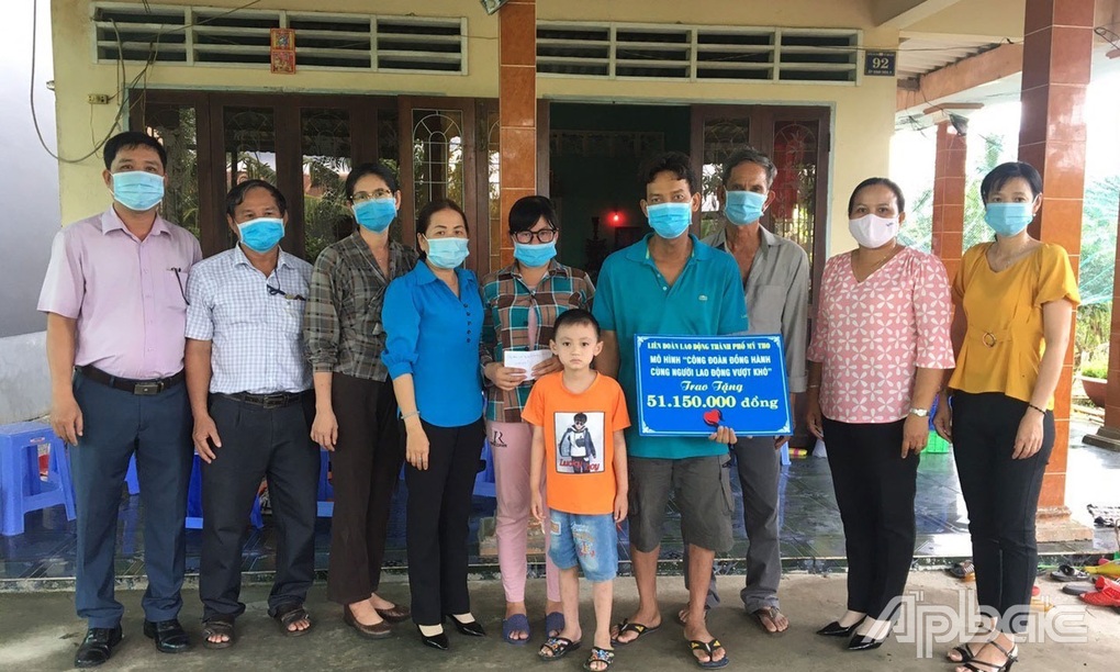 TP Mỹ Tho: Phát huy vai trò Công đoàn trong học tập và làm theo Bác - 1 TP Mỹ Tho: Phát huy vai trò Công đoàn trong học tập và làm theo Bác - 1