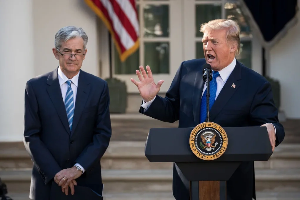 Vì sao Fed bất tuân ông Trump? - 1 Vì sao Fed bất tuân ông Trump? - 1