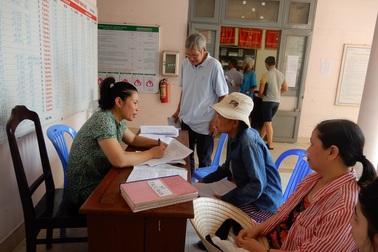 Hơn 70 lao động đầu tiên của Đà Nẵng nhận hỗ trợ từ gói 62.000 tỷ đồng