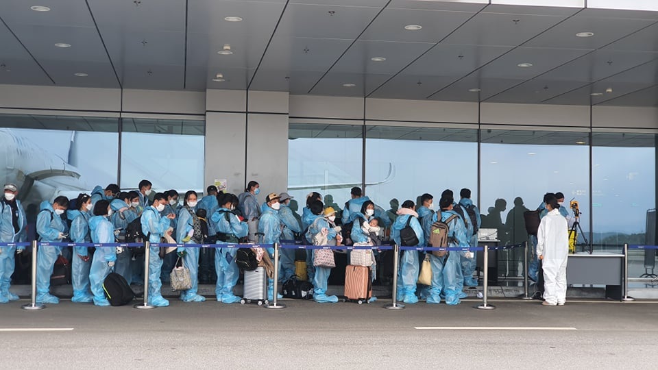 Thí điểm chuyến bay trả phí trọn gói đầu tiên từ nước ngoài về Việt Nam - 3 Thí điểm chuyến bay trả phí trọn gói đầu tiên từ nước ngoài về Việt Nam - 3
