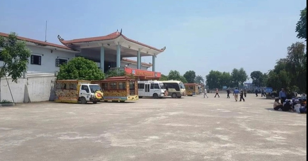 Yêu cầu báo cáo việc đài hóa thân hoàn vũ ép người dân mua quách giá cao - 2 Yêu cầu báo cáo việc đài hóa thân hoàn vũ ép người dân mua quách giá cao - 2