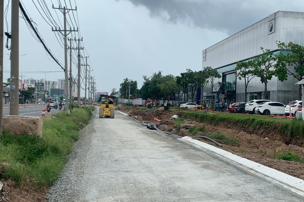 Bình Dương tháo gỡ vướng mắc di dời lưới điện tại dự án mở rộng quốc lộ 13 - 1 Bình Dương tháo gỡ vướng mắc di dời lưới điện tại dự án mở rộng quốc lộ 13 - 1