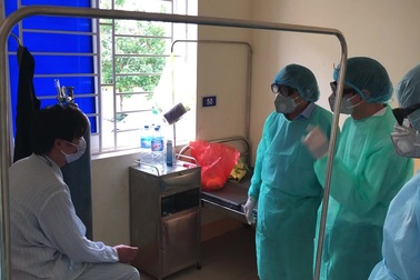 Nghệ An cách ly 1 bệnh nhân tiếp xúc với người ở tâm dịch corona Vĩnh Phúc