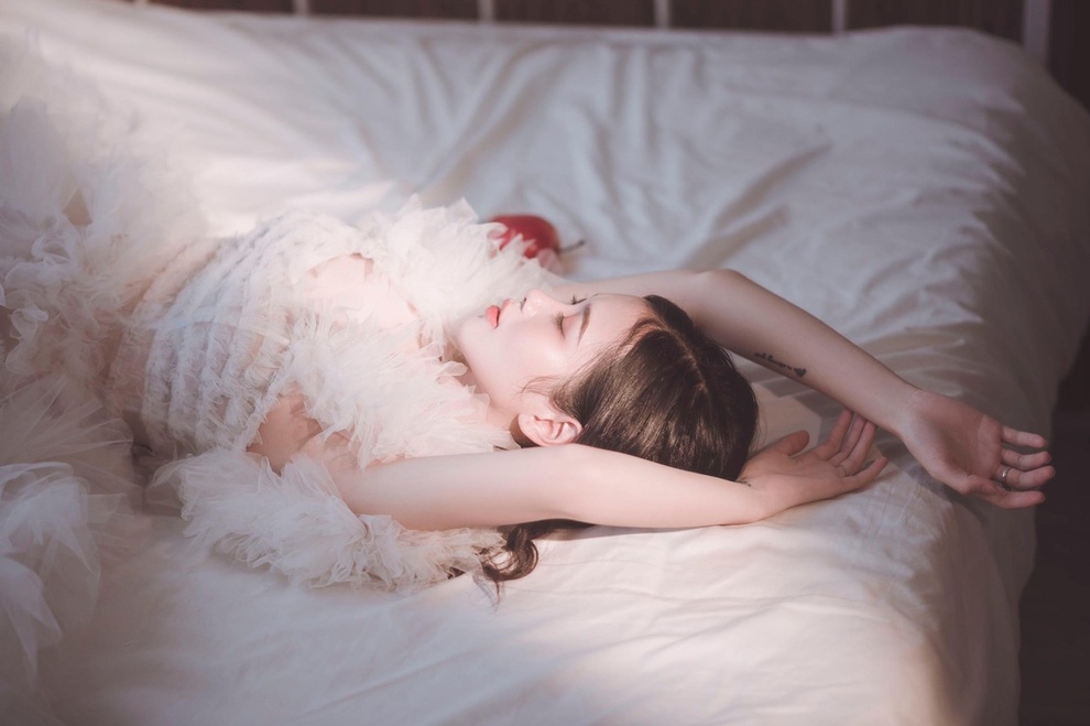 Nữ diễn viên 9X Quảng Ninh sở hữu body nóng bỏng, gu thời trang cá tính - 3 Nữ diễn viên 9X Quảng Ninh sở hữu body nóng bỏng, gu thời trang cá tính - 3