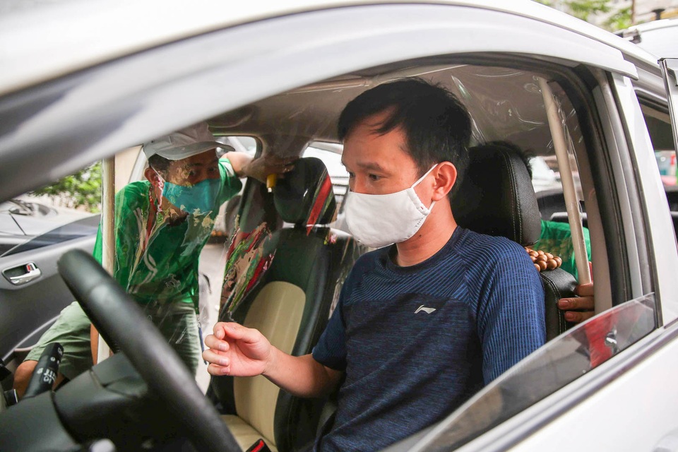 Chiêu độc của cánh lái xe taxi trong thời dịch Covid-19 - 9 Chiêu độc của cánh lái xe taxi trong thời dịch Covid-19 - 9