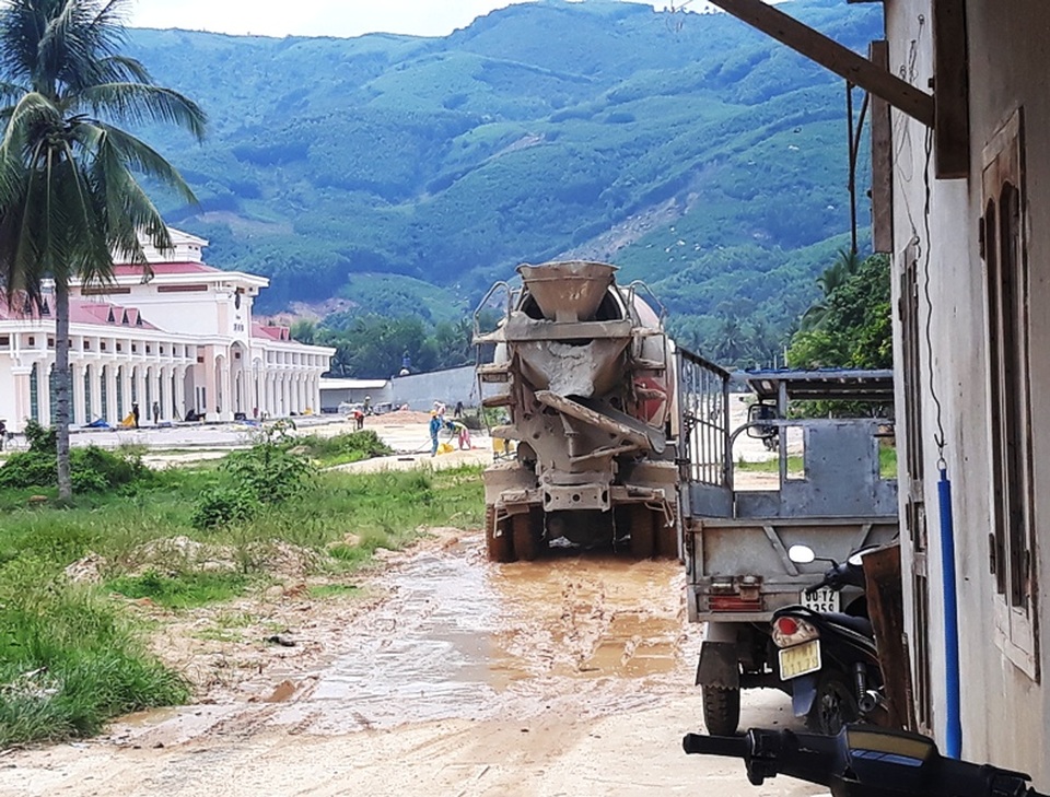 Người dân bất bình “tố” UBND huyện thất hứa tại Bình Định - 4 Người dân bất bình “tố” UBND huyện thất hứa tại Bình Định - 4