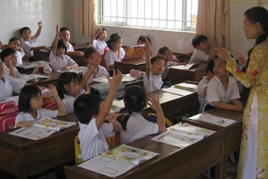 Cần hỗ trợ thêm kinh phí để dạy thí điểm tiếng Anh bậc tiểu học