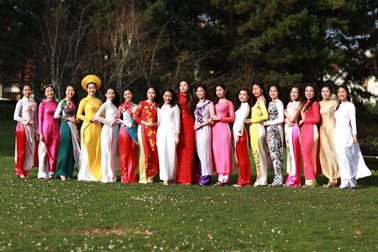 DHS Việt tại Pháp nín thở chờ đêm Chung kết “Hoa khôi mùa Xuân”