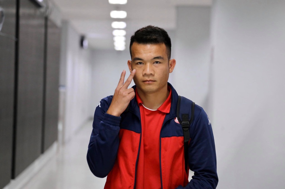 Công Phượng, Bùi Tiến Dũng cùng TPHCM sang Lào dự AFC Cup - 8 Công Phượng, Bùi Tiến Dũng cùng TPHCM sang Lào dự AFC Cup - 8