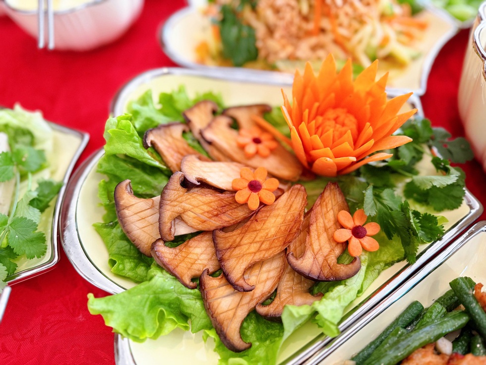 Cô gái Hà Nội ở Australia làm mâm cỗ chay 13 món đẹp mắt cúng rằm tháng 7 - 5 Cô gái Hà Nội ở Australia làm mâm cỗ chay 13 món đẹp mắt cúng rằm tháng 7 - 5