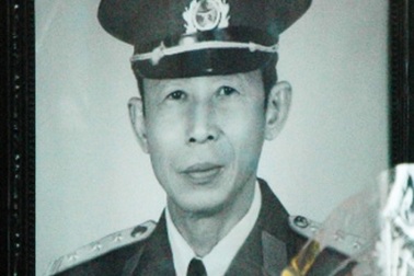 Người chỉ huy biệt động huyền thoại